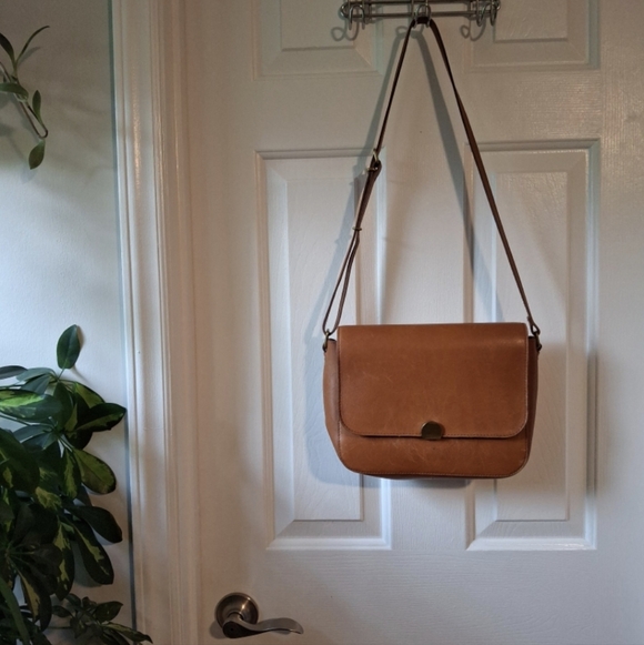 Madewell Handbags - Madewell Abroad Brown Leather Bag